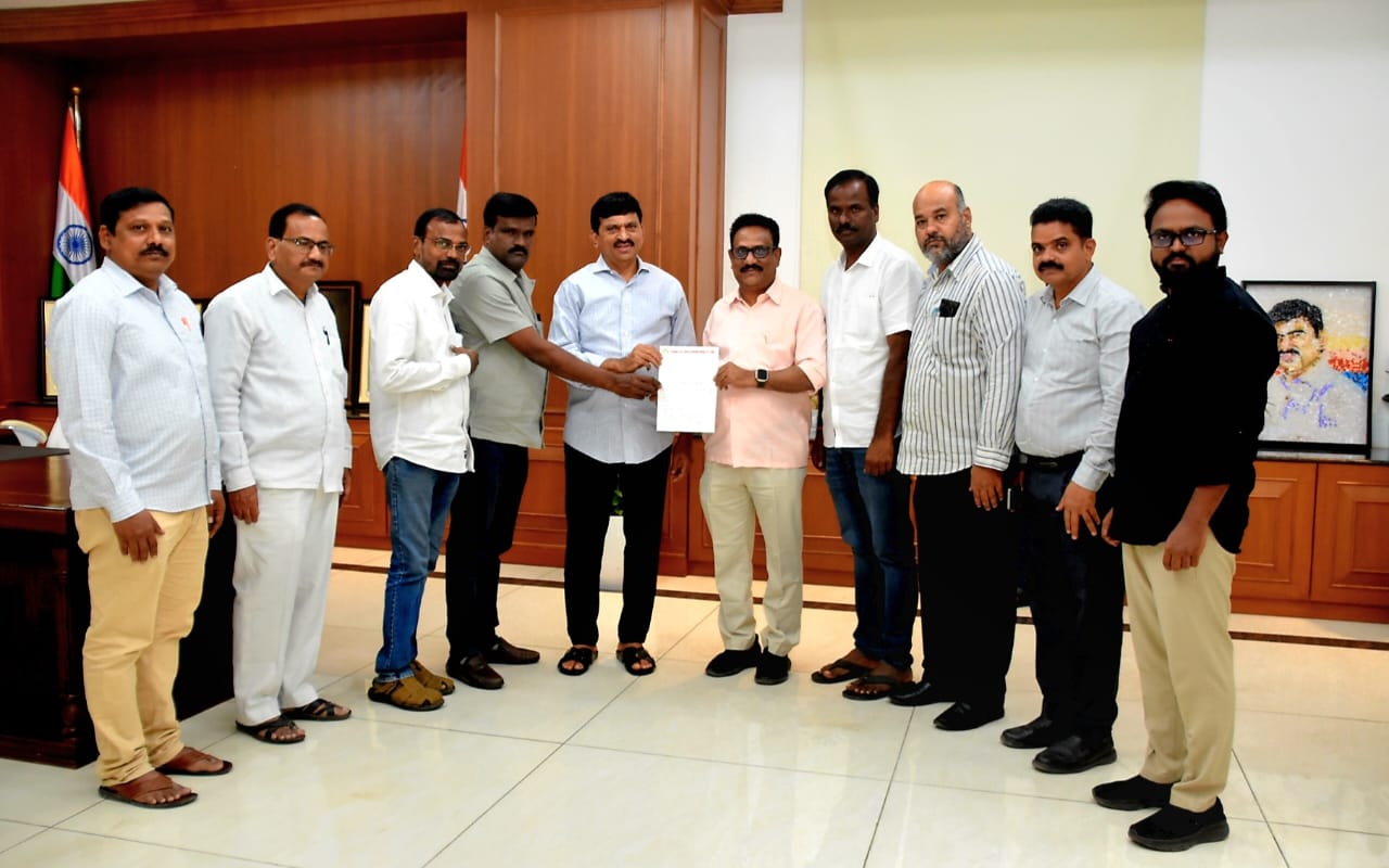 WhatsApp-Image-2025-12-30-at-5.56.05-PM