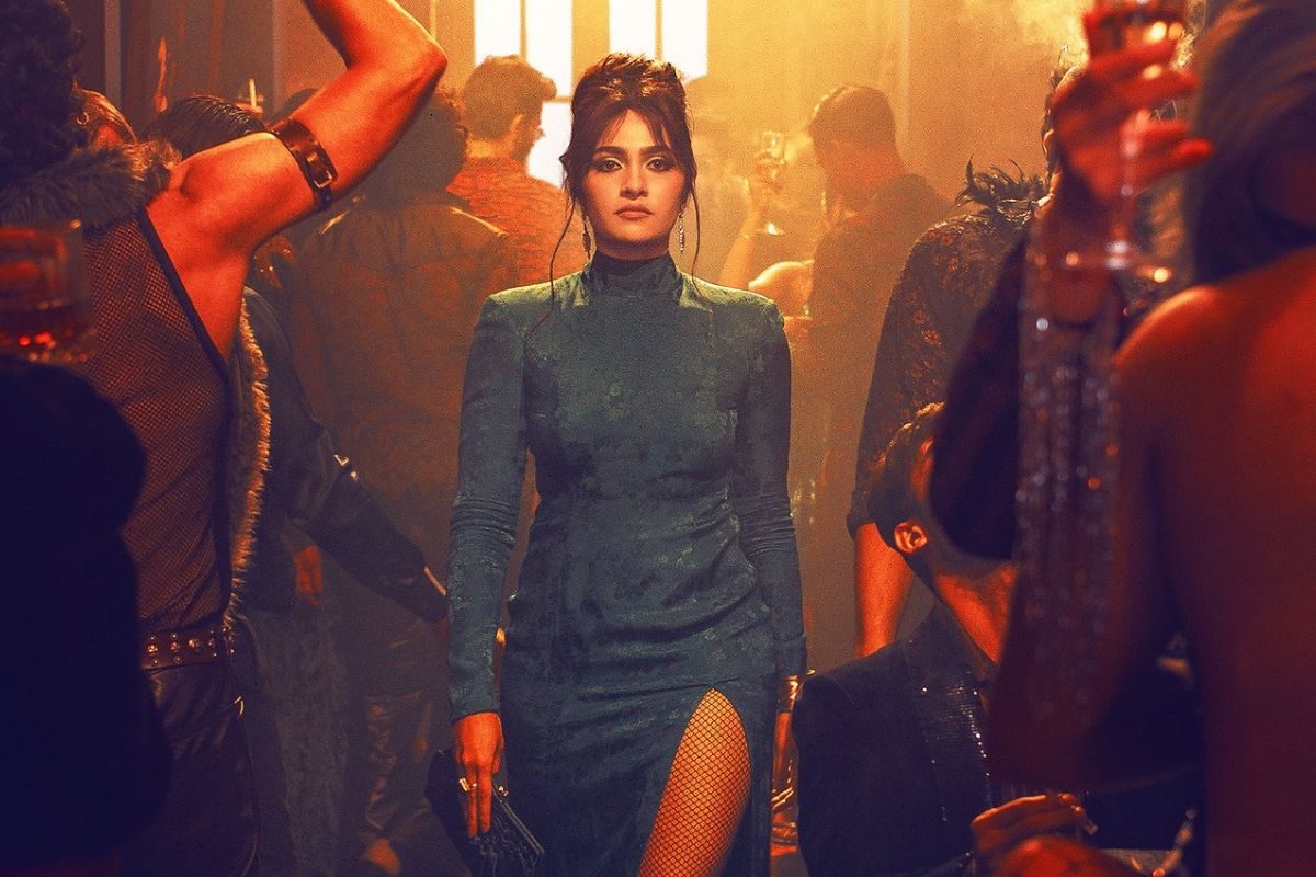 Toxic Movie: 'టాక్సిక్' మూవీ నుంచి రుక్మిణీ వసంత్ ఫస్ట్ లుక్ రిలీజ్.. ఏముంది మామ!