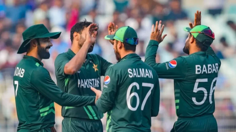 పాకిస్తాన్ క్రికెట్ తో పెట్టుకోవడం నా బుద్ధి తక్కువ.. !!