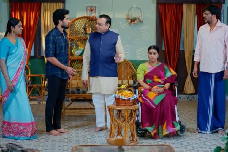 ‎Karthika Deepam Serial Today February 5th Episode: తప్పంతా నీదేనంటూ కాంచనకు క్లాస్ పీకిన శివన్నారాయణ.. జ్యోత్స్నని అనుమానిస్తున్న వంటలక్క అత్త!