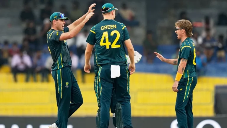 సూపర్ 8 ఖాళీ బెర్తులు మూడే- ఆస్ట్రేలియాకు ద్వారాలు మూసుకుపోయాయ్