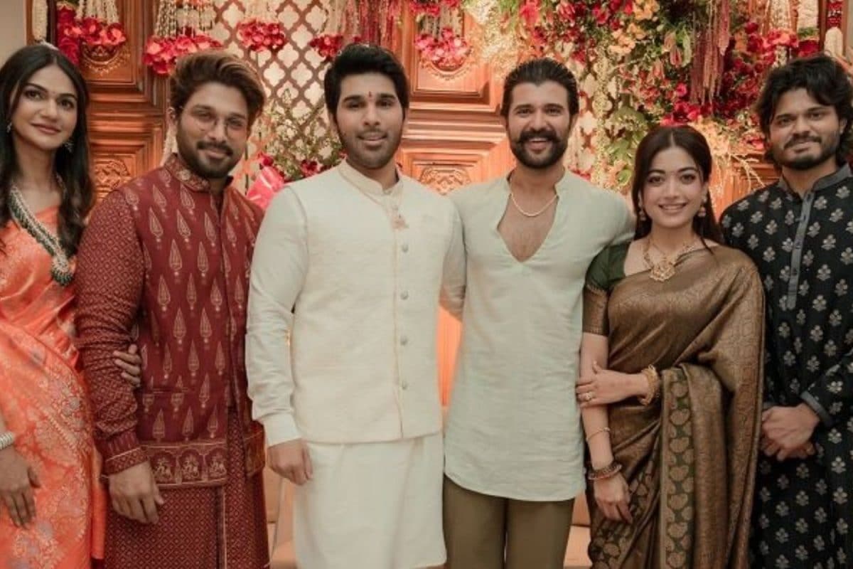 Allu Sirish: అల్లు ఇంట మొదలైన పెళ్ళి సందడి.. అల్లు శిరీష్ హల్దీలో మెరిసిన విజయ్ దేవరకొండ, రష్మిక మందన్న..!