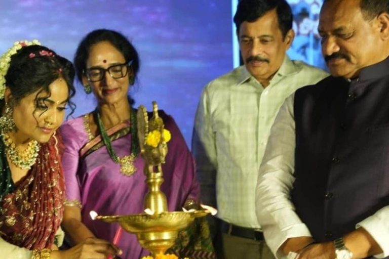 చిరంజీవి తల్లి అంజనా దేవికి ప్రతిష్టాత్మక అవార్డ్.. కృష్ణం రాజు సతీమణి శ్యామలకు కూడా..! వివరాలివే