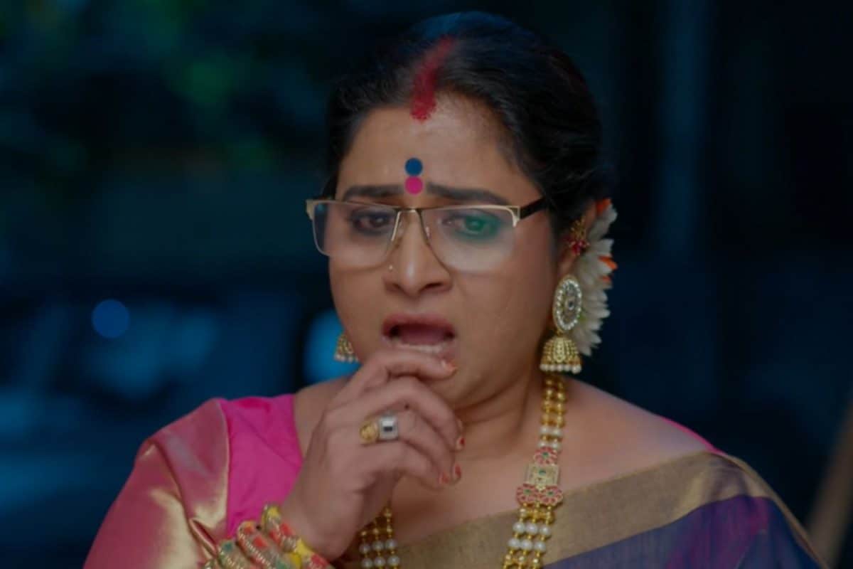 ‎Karthika Deepam Serial Today March 30th Episode: ఆ జ్యోత్స్న బుద్దులన్నీ పారిజాతం పిన్నివే.. కాంచన నిజం కనిపెట్టేసింది రోయ్!