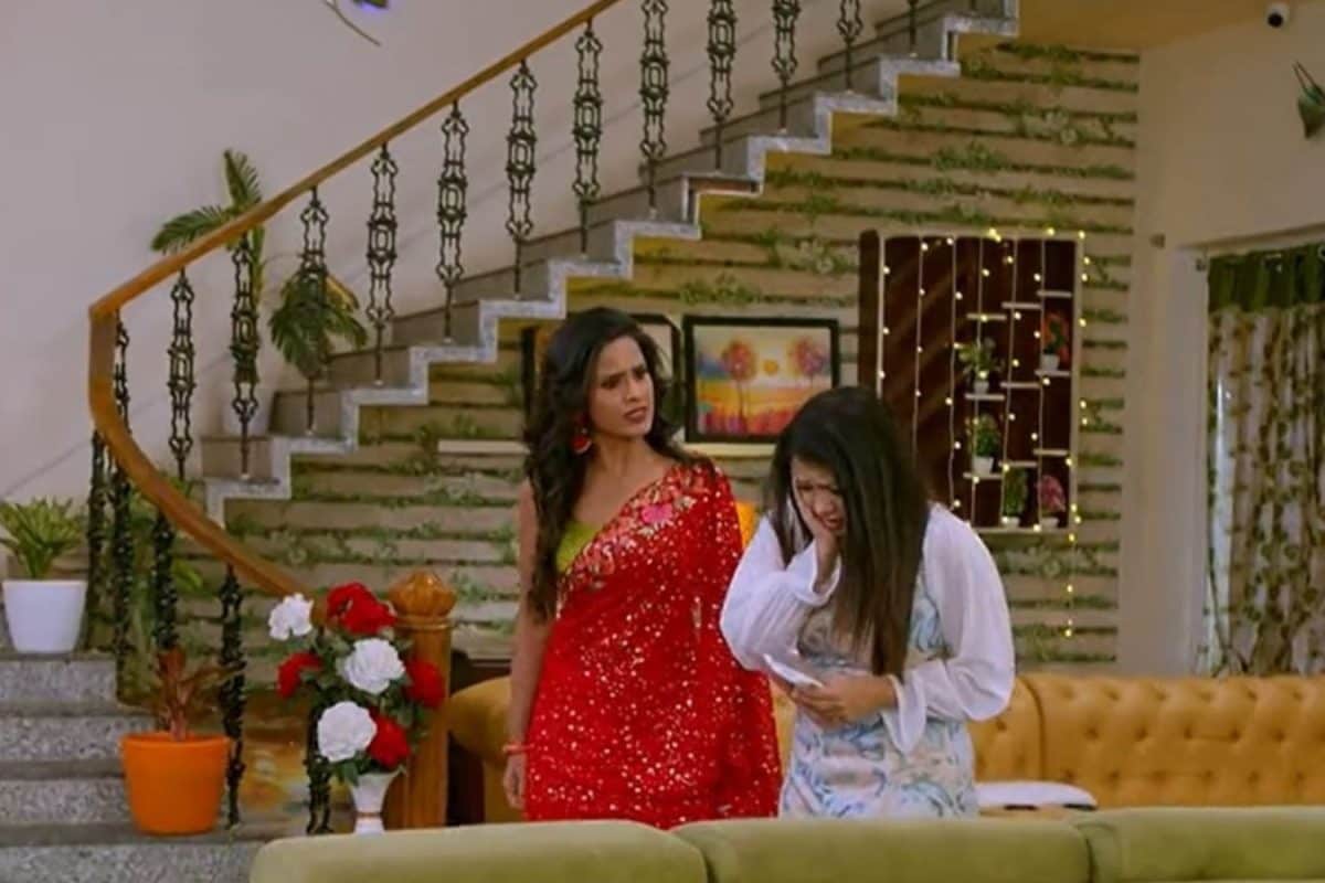 ‎Brahmamudi Serial Today march 28th Episode: ఐశ్వర్య చెంప పగలగొట్టిన రేఖ.. అపర్ణకి వార్నింగ్ ఇచ్చిన భూషణ్!