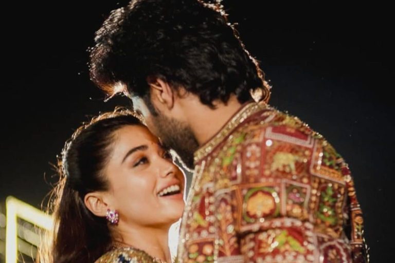 Virosh: విజయ్ దేవరకొండ-రష్మిక మందన్నలా మెహందీ ఫంక్షన్ ఫోటోలు చూశారా?