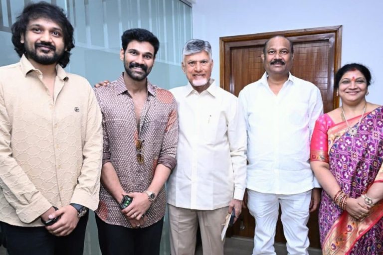 CM Chandrababu: సీఎం చంద్రబాబుకు పెళ్లి పత్రిక.. స్వయంగా కలిసిన బెల్లంకొండ సాయి శ్రీనివాస్ ఫ్యామిలీ