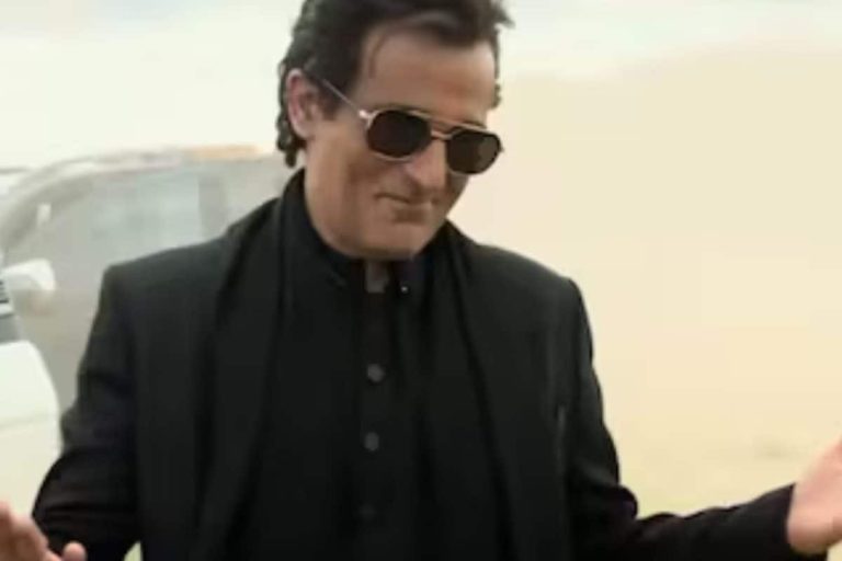 Dhurandhar Casting Secrets: రణ్‌వీర్ సింగ్‌కు భయపడి ఆ రోల్ వదులుకున్న ముగ్గురు స్టార్స్.. జాక్‌పాట్ కొట్టిన అక్షయ్ ఖన్నా