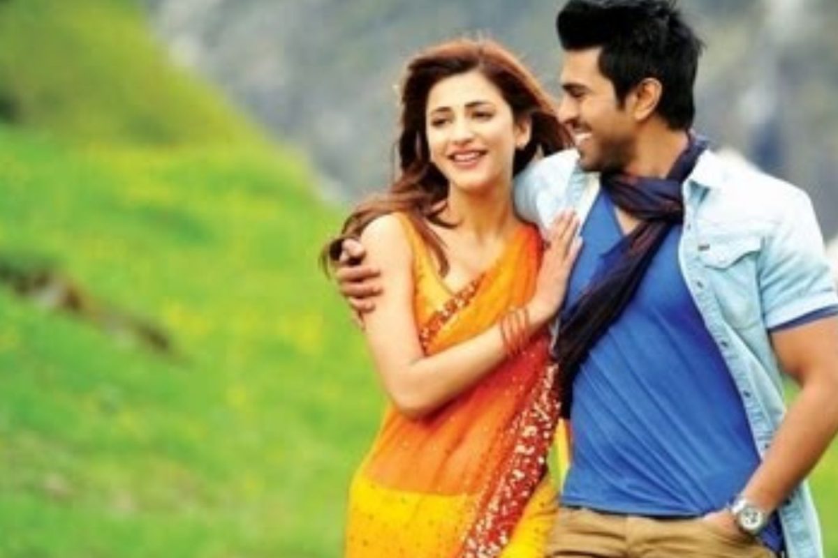 Peddi: రామ్ చరణ్‌తో అదిరిపోయే ఐటెం సాంగ్.. శృతి హాసన్ రెమ్యూనరేషన్ ఎంతో తెలుసా?