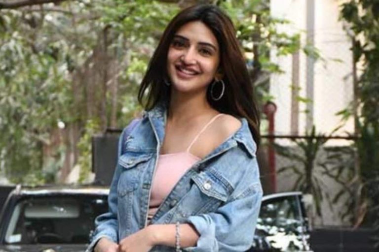 Sreeleela: శ్రీలీల పీరియడ్స్ కామెంట్స్‌పై భగ్గుమన్న నెటిజన్లు.. "ఫేక్ డాక్టర్" అంటూ దారుణమైన ట్రోలింగ్