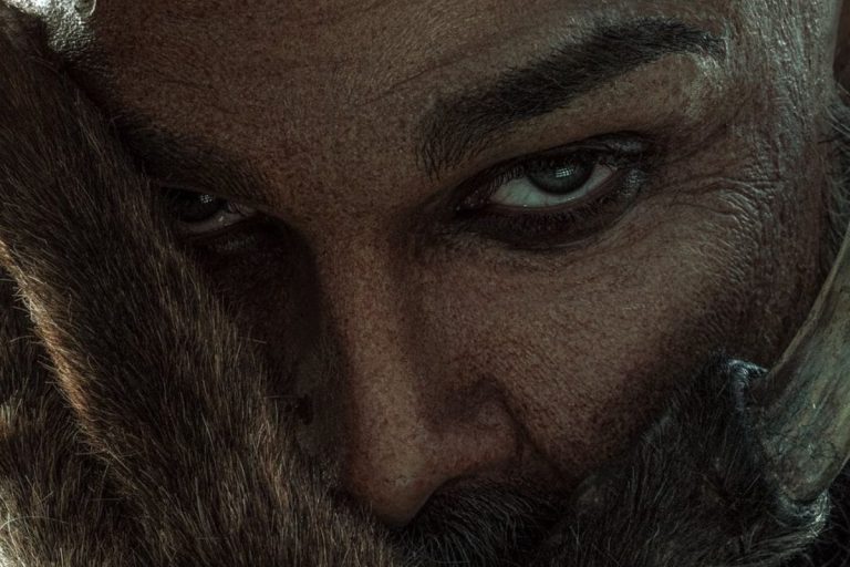 Raaka Movie: మెంటలెక్కిస్తున్న అల్లు అర్జున్ కొత్త సినిమా ఫస్ట్ లుక్.. సగం మనిషిగా, సగం మృగంగా.. అసలేం ప్లాన్ చేస్తున్నావ్ అట్లీ మామ..!