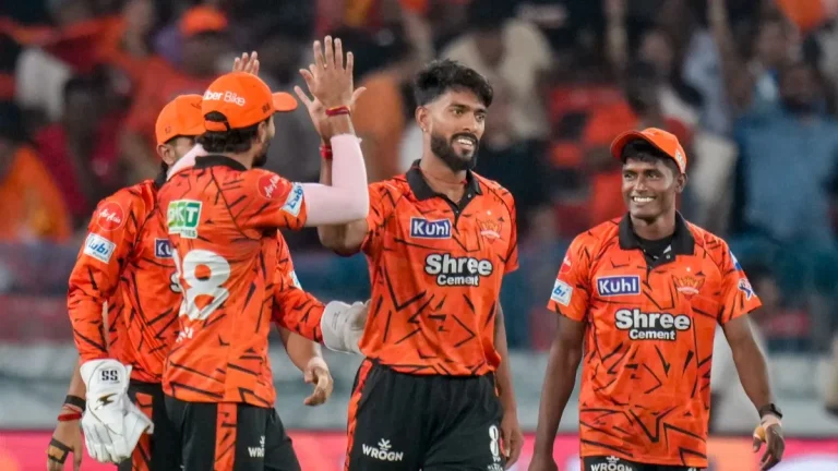 Praful Hinge: తొలి మ్యాచ్, తొలి ఓవర్లోనే అద్భుతం-చరిత్ర సృష్టించిన హైదరాబాద్  కొత్త బౌలర్..!