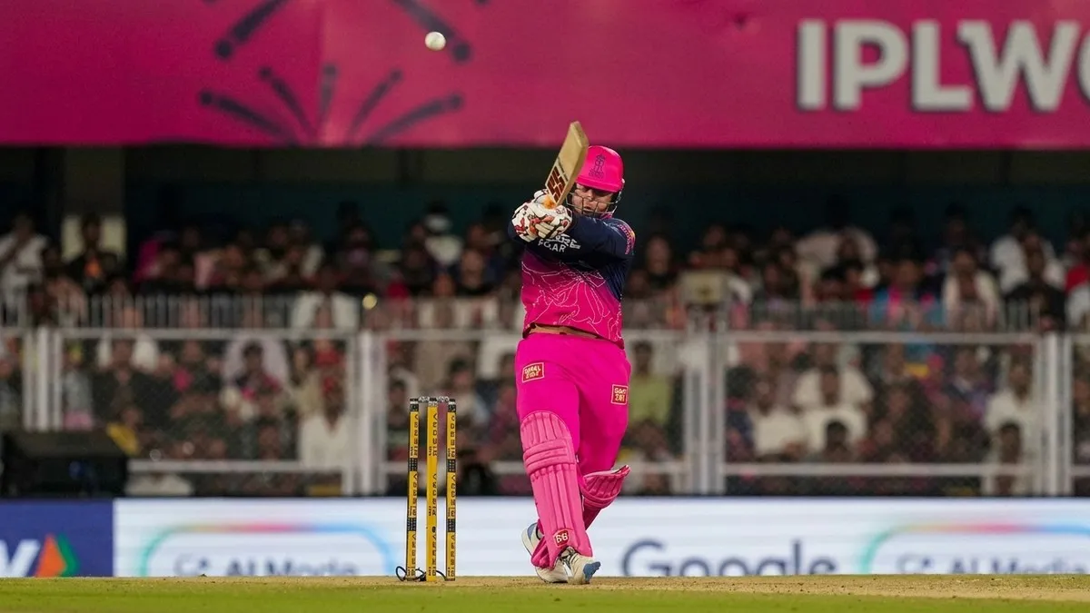 IPL 2026: ఆర్‌సీబీని వీడియో గేమ్ ఆడిన బుడ్డోడు.. నోరెళ్లబెట్టిన కోహ్లీ!