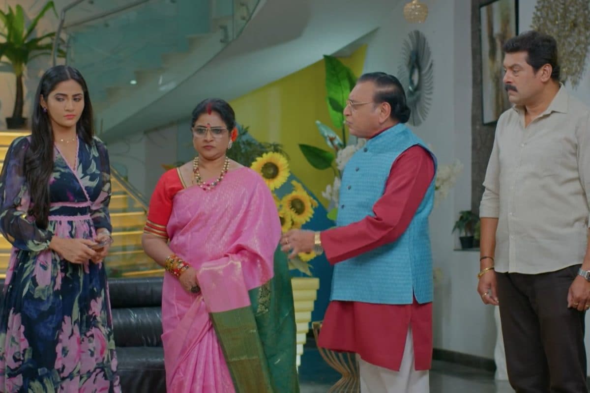 ‎Karthika Deepam Serial Today May 5th Episode: స్వప్నకి వార్నింగ్ ఇచ్చిన కాంచన.. అగ్రిమెంట్ గురించి షాకిచ్చిన జ్యోత్స్న!