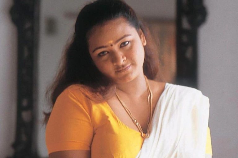 Shakeela: స్టార్ హీరోలకే చుక్కలు చూపించిన షకీలా జీవితంలో చీకటి కోణాలు.. దిమ్మతిరిగిపోయే రహస్యాలివి