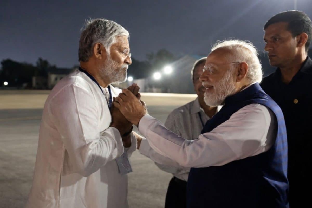 Tanikella Bharani: మోదీని కలిసి తనికెళ్ల భరణి.. రాముడు, కృష్ణుడు, ఆది శంకరుడు, వివేకానందుడు అంటూ పోస్ట్..!