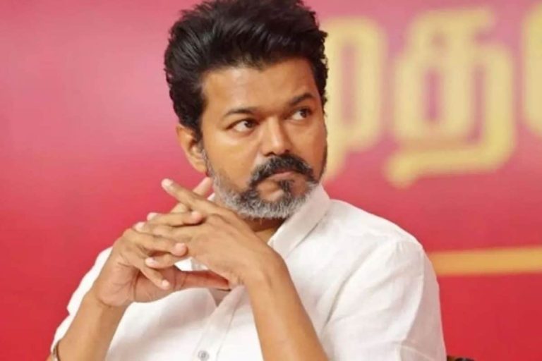 CM Vijay: అవమానం జరిగిన చోటునే విజయ్‌కు సీఎంగా పట్టాభిషేకం.. ఇది కదా సక్సెస్ అంటే..!