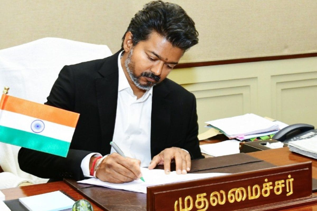 CM Vijay Salary: సీఎం విజయ్‌ నెల జీతం ఎంతో తెలుసా? ముఖ్యమంత్రిగా ఆయన లగ్జరీ ఏంటి? దిమ్మతిరిగే నిజాలు బాబోయ్..