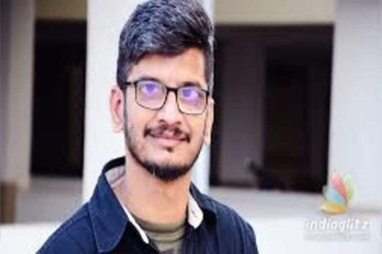 Ananta Sriram: వివాదంలో చిక్కుకున్న గేయరచయిత అనంత శ్రీరామ్.. నా తల్లిదండ్రులకు రక్షణ కల్పించాలంటూ వేడుకోలు!