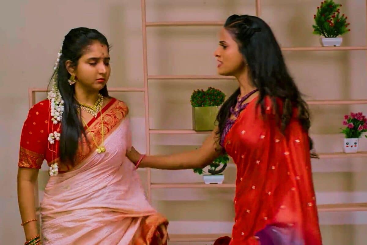 Brahmamudi Serial June 3rd Episode: మీకు నిజంగా ఫస్ట్ నైట్ జరిగిందా? ఇందుని డౌట్ అడిగిన రేఖ.. ఛీ ఏం ప్రశ్న రా ఇది